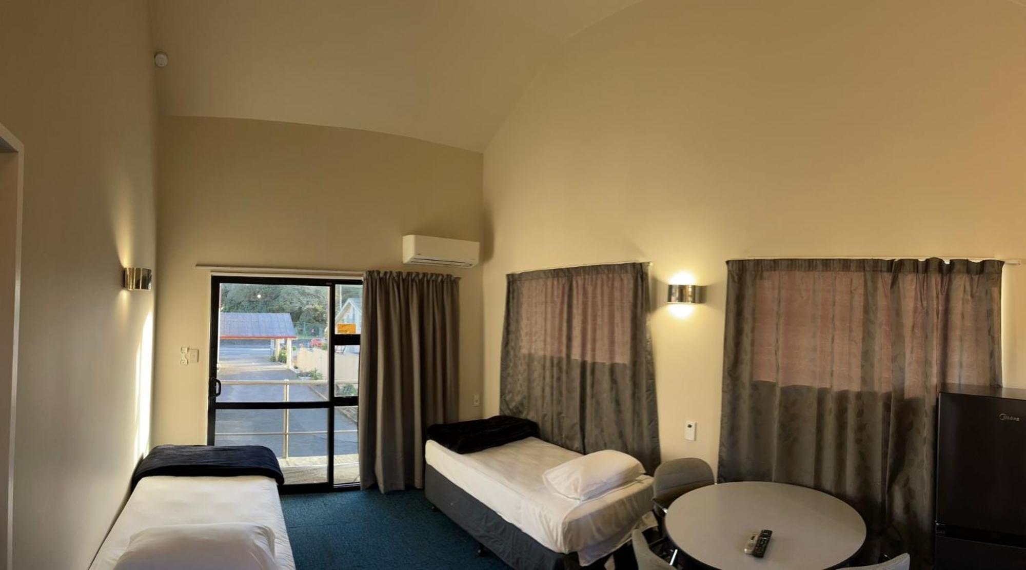 Rayland Epsom Motel Окленд Екстер'єр фото